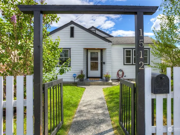 1512 Marguerite Avenue, Bremerton, WA 98337