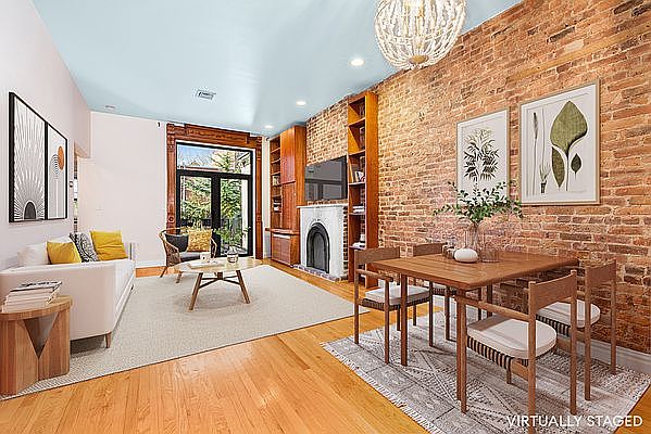 1st image of 502 1st St APT 2