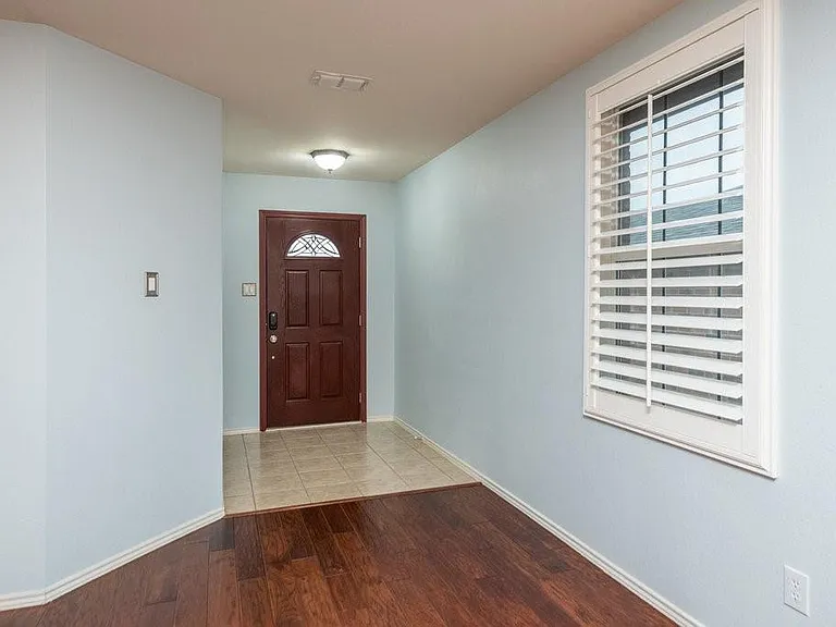 8308 Cotton Valley Ln — Photo 2