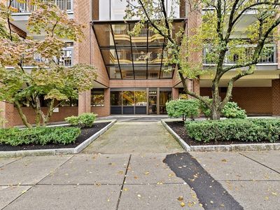1265 Beacon St APT 501, Brookline, MA, 02446