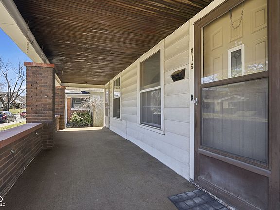 2nd image of 614 Wallace Ave