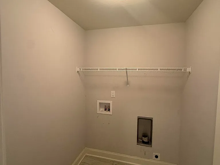 120 Worchester Cir — Photo 9