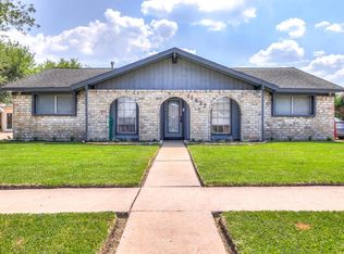 11422 Sagetown Dr, Houston, TX 77089