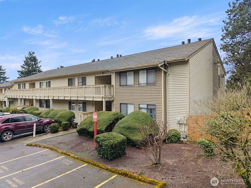 3rd image of 1700 W Sunn Fjord Lane #L-110