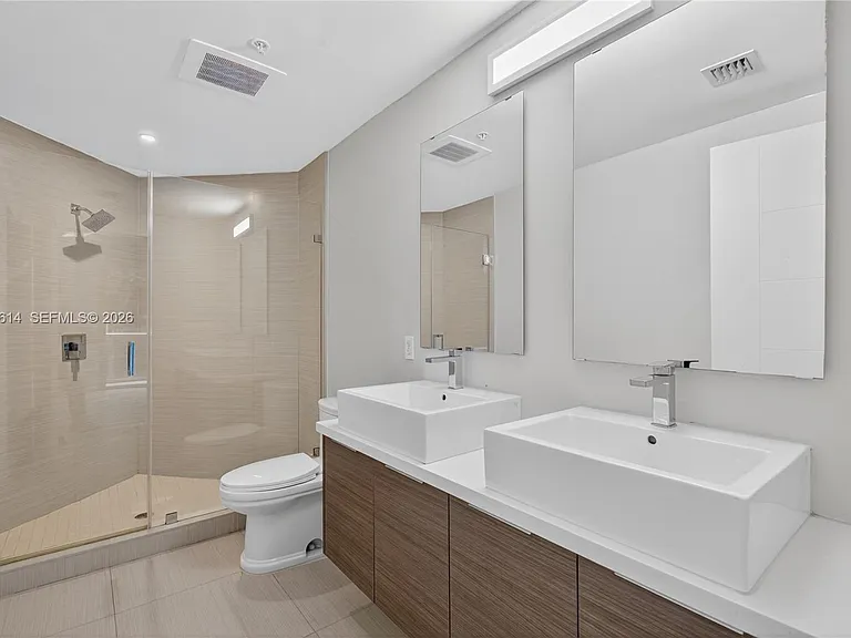 1010 SW 2nd Ave #603 — Photo 10
