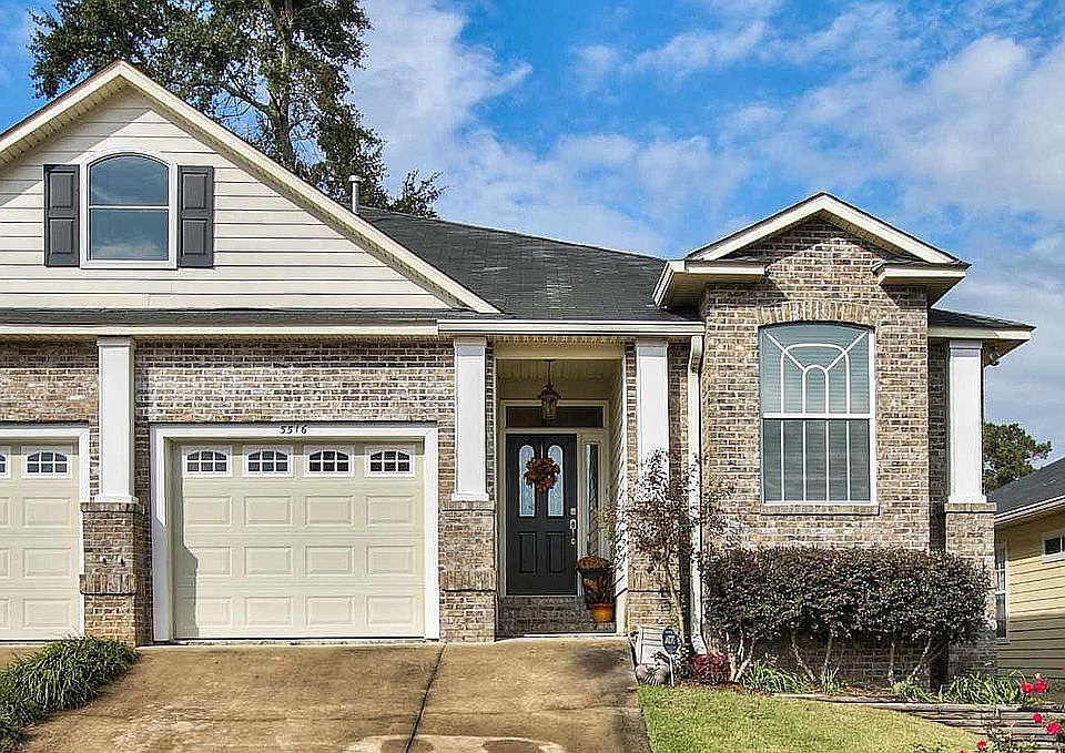 1st image of 5516 Hampton Woods Way