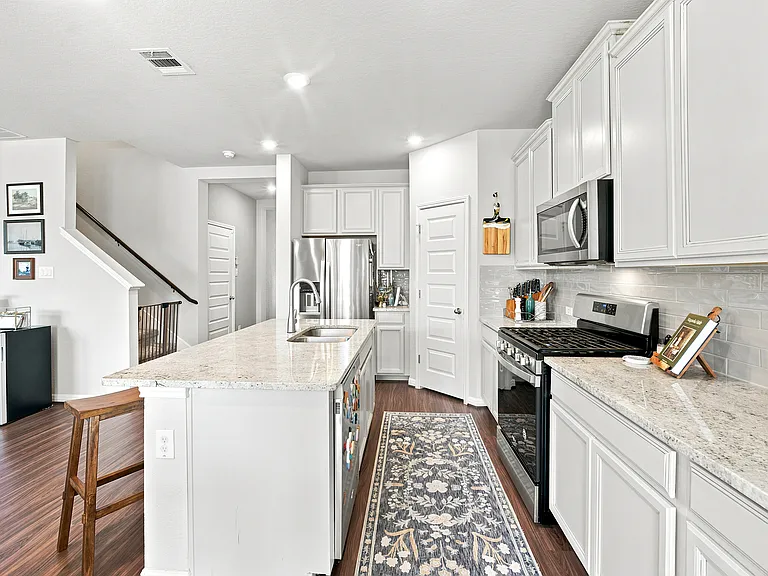 12902 Staubach Way — Photo 6