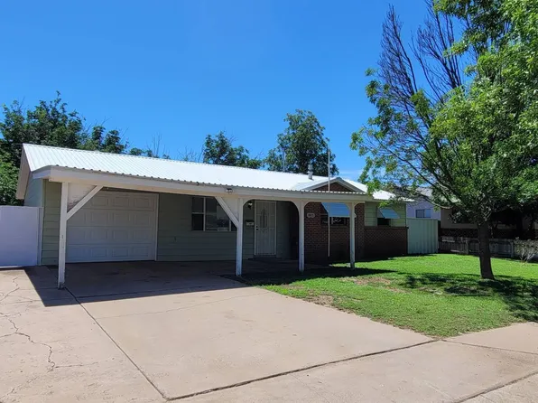 907 S Caminisito St, Roswell, NM 88203