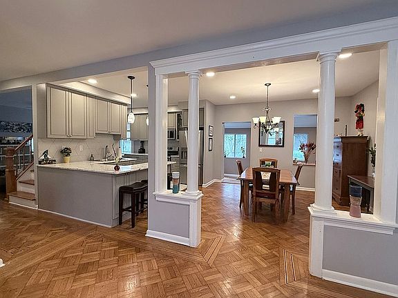 4th image of 1118 Allston Rd