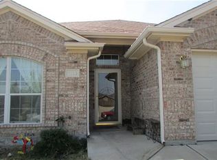 9213 Nathan Dr, White Settlement, TX 76108