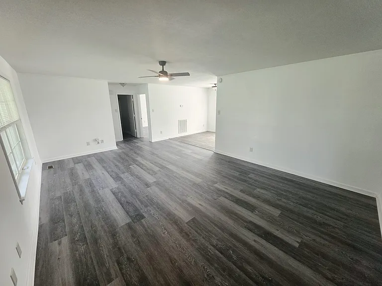 2347 Feedmill Rd — Photo 15