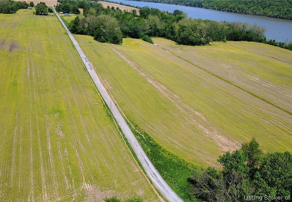2nd image of 6000 S River Bottom Road