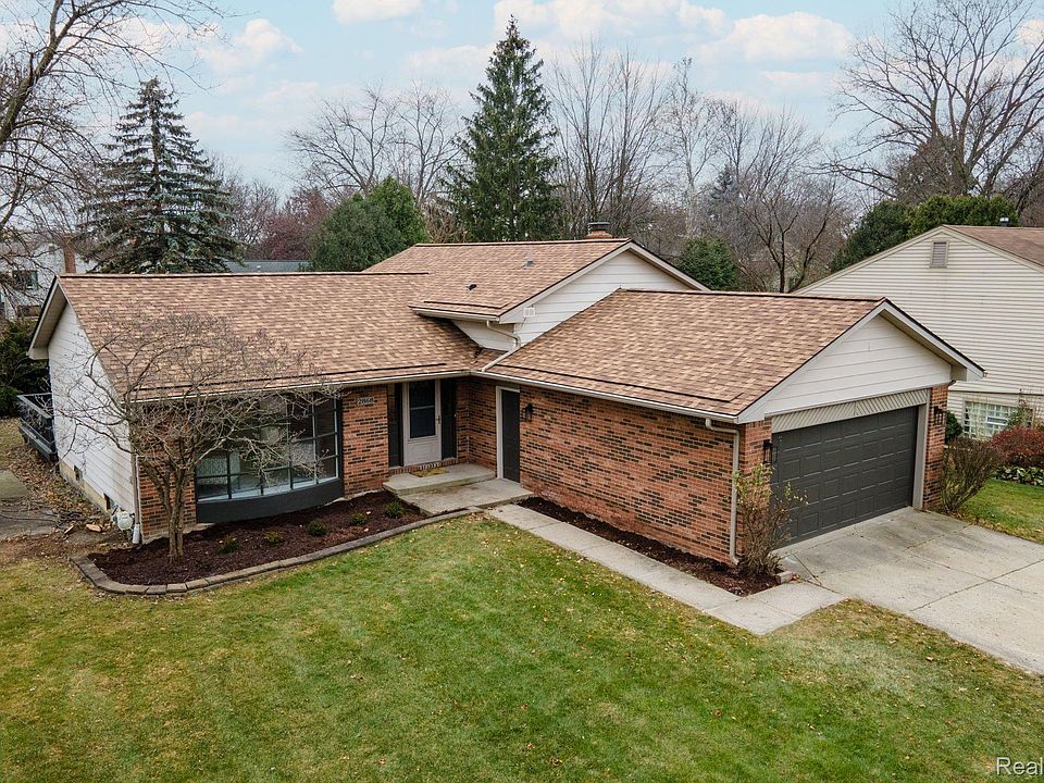 1st image of 2868 Winter Dr