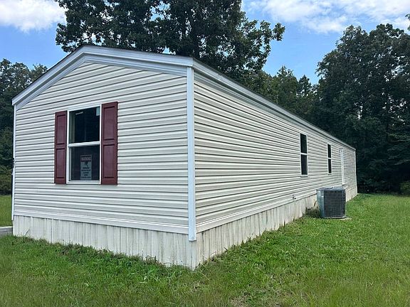 2nd image of 302 Autumn Ln Lot 37