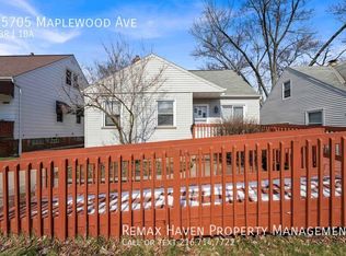 15705 Maplewood Ave, Maple Heights, OH 44137