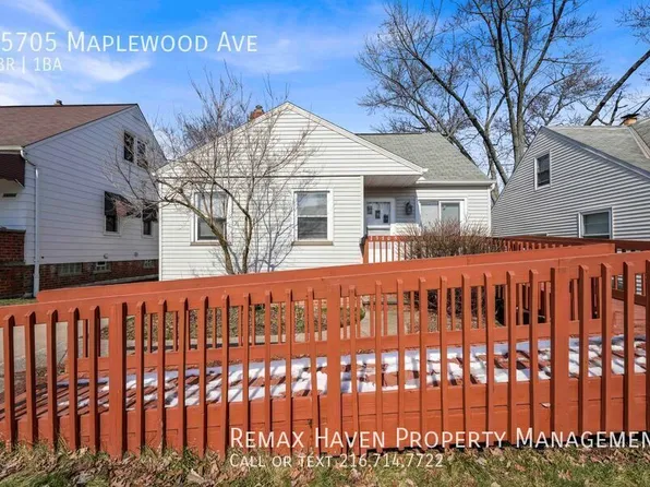 15705 Maplewood Ave, Maple Heights, OH 44137