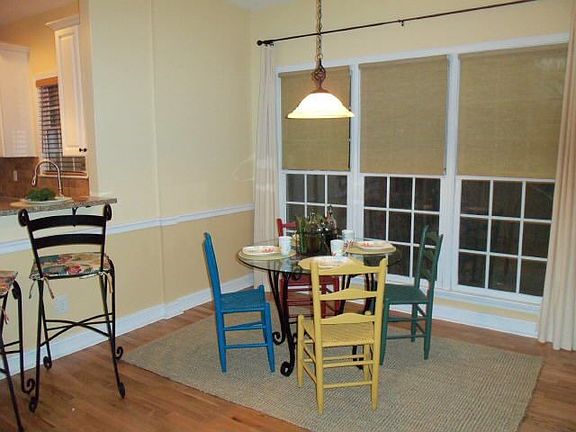5th image of 4035 Kenway Pl SE
