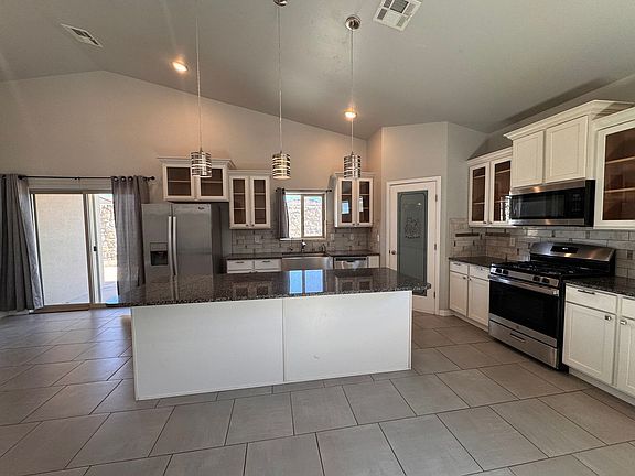 4th image of 3964 Pennsylvania Pl