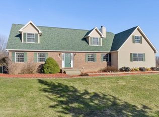 2237 Hickory Hills Rd, Muscatine, IA 52761