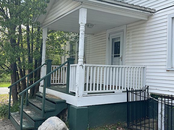 2nd image of 141 Sullivan St #2