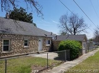 325 W Shawnee St APT B, Tahlequah, OK 74464