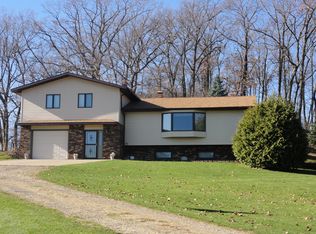 S5645 Us Highway 14, Viroqua, WI 54665