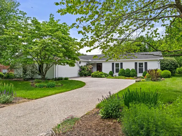 3221 Cool Water Dr, Lexington, KY 40515