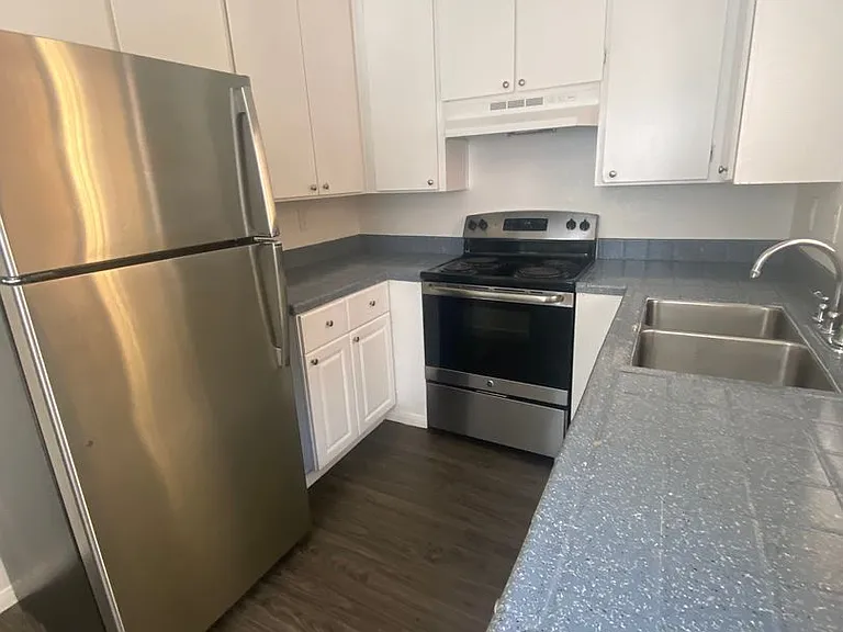 3791 Boundary St — Photo 18