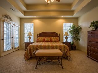 1281 Golf Dr APT 2, Reeds Spring, MO 65737