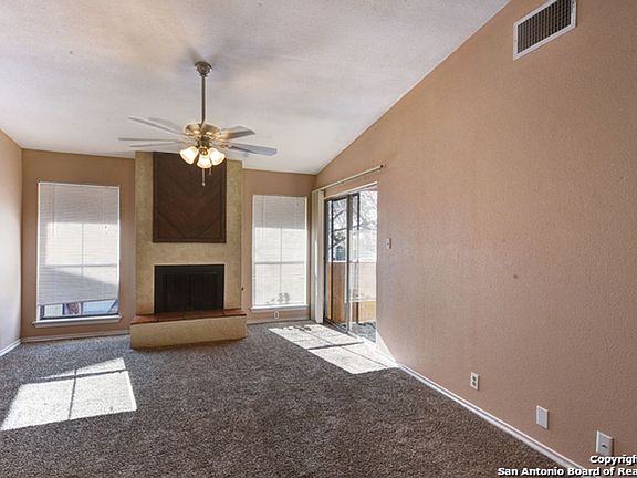 2nd image of 1431 Loma Alto APT 4