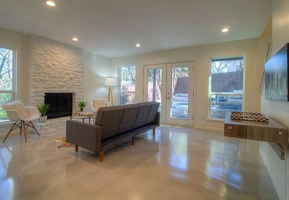 3rd image of 1245 Spyglass Dr