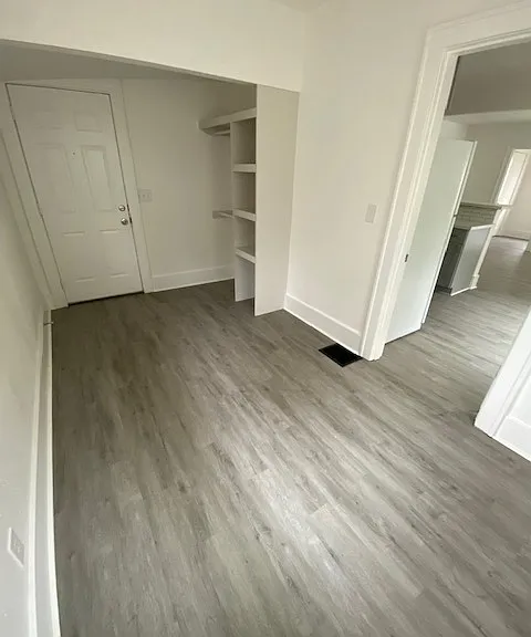 706 SW Taylors Ferry Rd — Photo 12