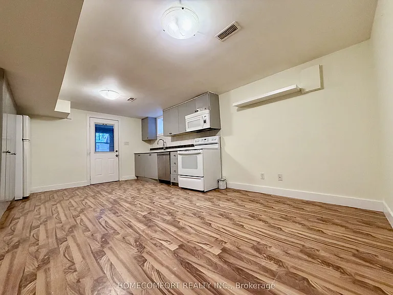 178 Rosemount Ave #LOWER — Photo 9