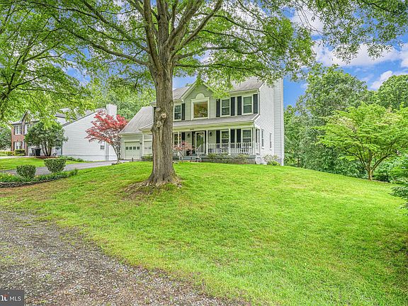 2nd image of 15050 Greenmount Dr