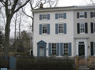 742 Carpenter Ln, Philadelphia, PA 19119
