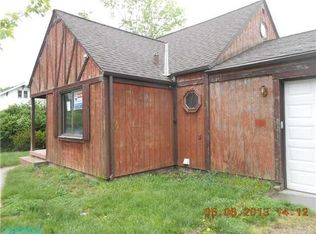 90 Schryver Rd, Columbus, OH 43207