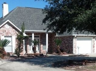 1439 Cottonwood Dr, Denham Springs, LA 70726