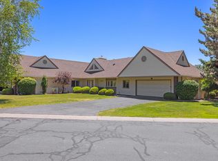 9324 Saint Andrews Cir, Klamath Falls, OR 97603