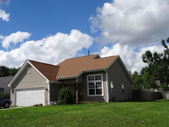 3rd image of 644 Colonial Dr