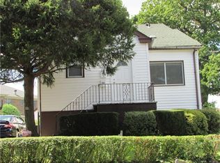 551 Mile Square Rd, Yonkers, NY 10701