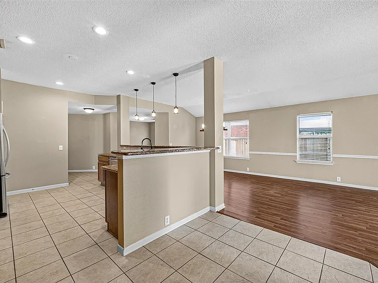 10306 Nickel Grove Dr — Photo 13