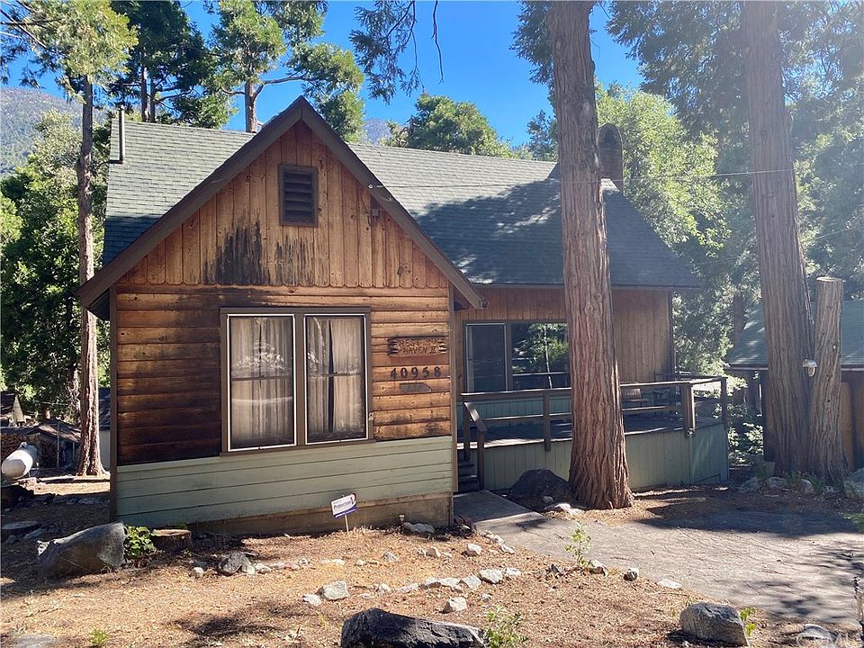 1st image of 137 Oak Dr
