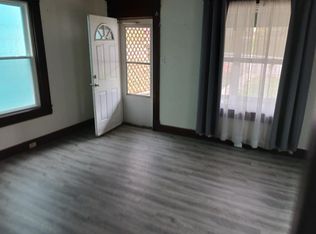 925 N 7th St, Atchison, KS 66002