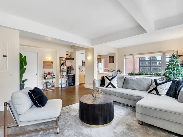 211 East 51st Street image 1 of 6