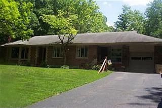 1st image of 146 Winnet Dr