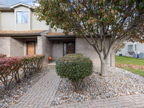 61 Harbour View Point, Linwood, MI 48634