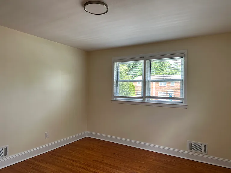 1683 Langford Rd — Photo 24