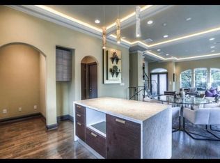 4120 Driscoll St, Houston, TX 77098