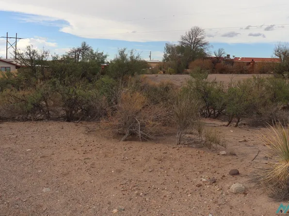 207 Black Range Ave, Elephant Butte, NM 87935