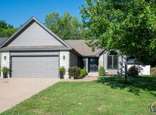 3605 SW Spring Hill Dr, Topeka, KS 66614